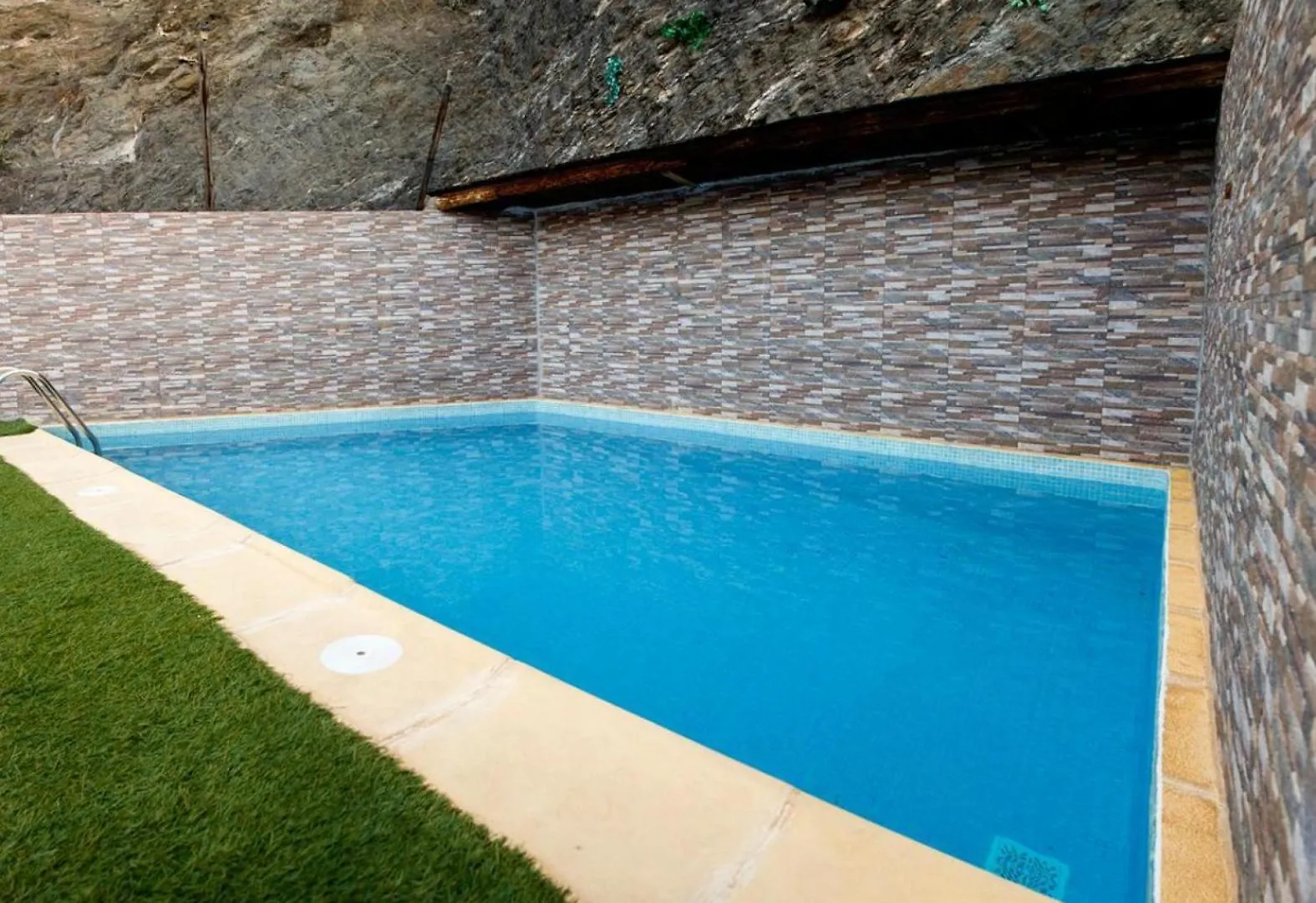 Casa Rural La Jirola-El Balcon Escullar Lantställe